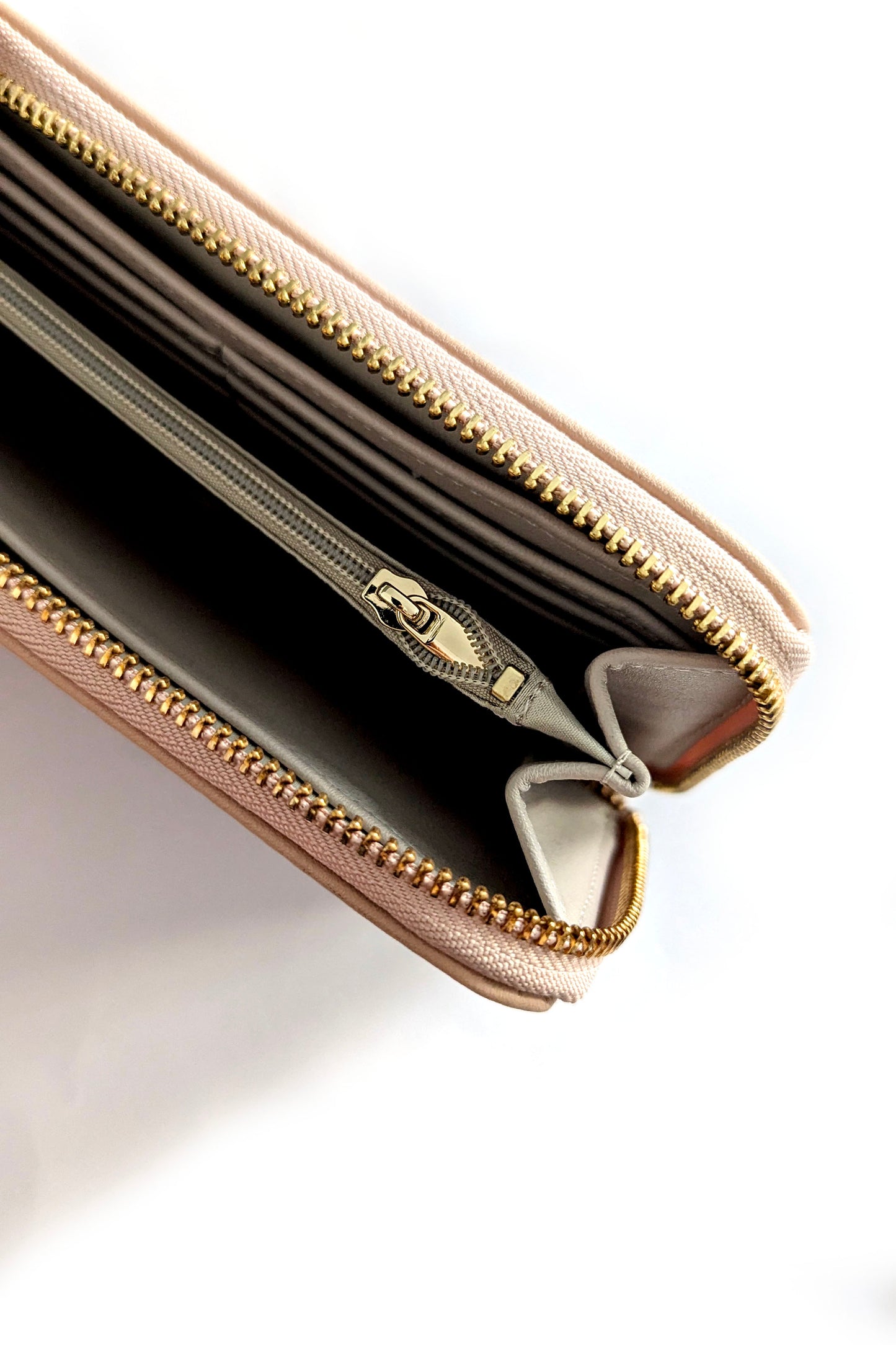 Nude Contrast Purse