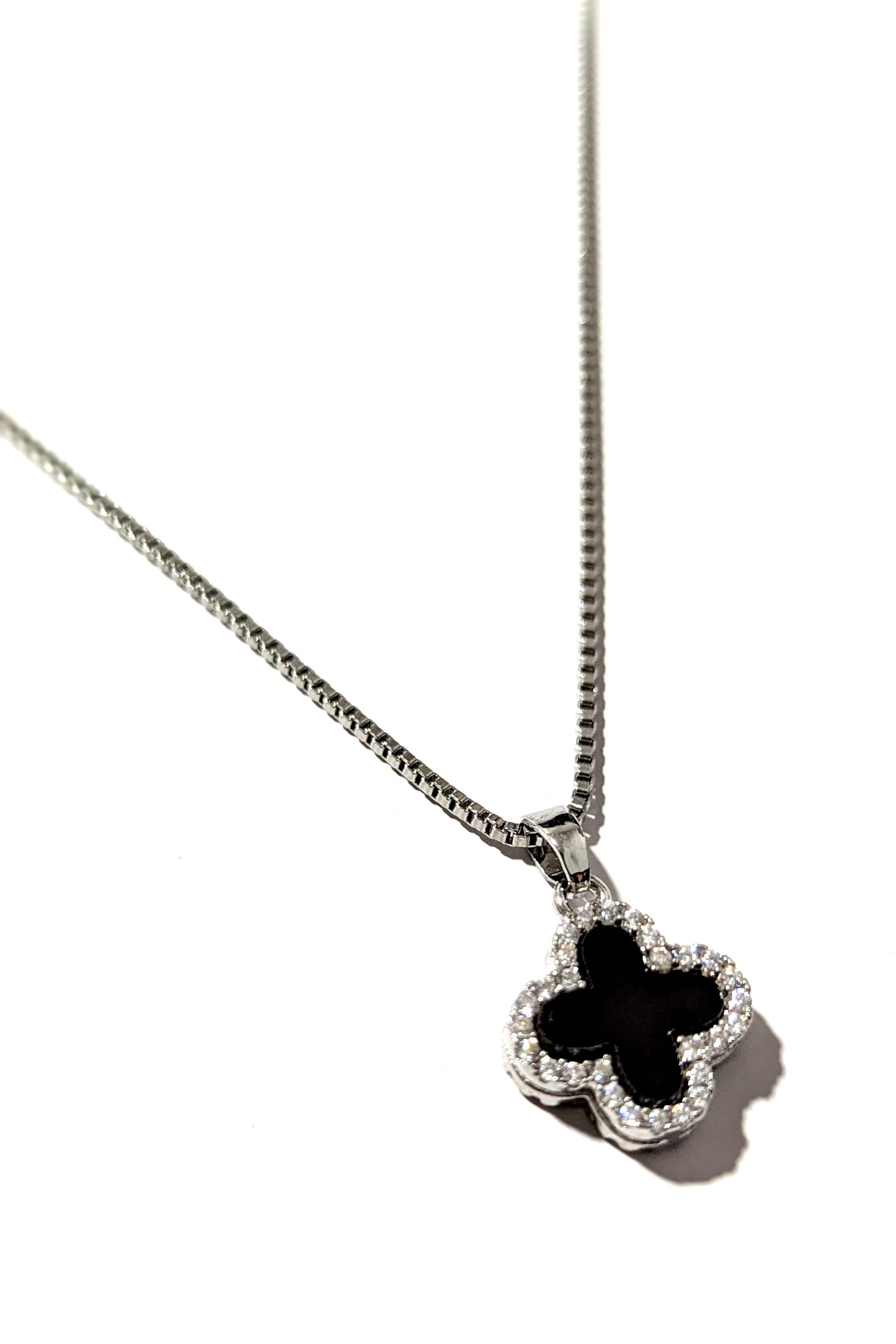 2 Colour Clover Necklace