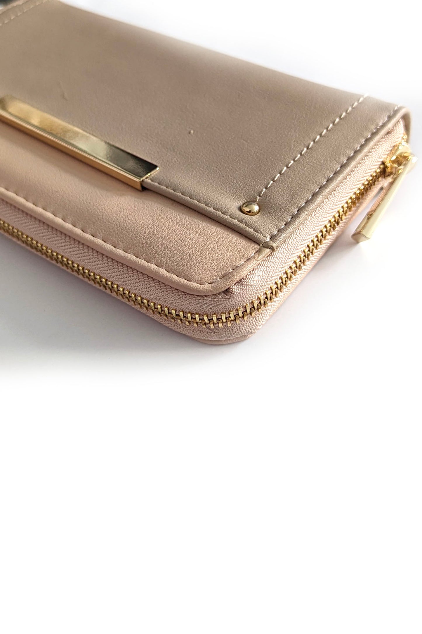 Nude Contrast Purse