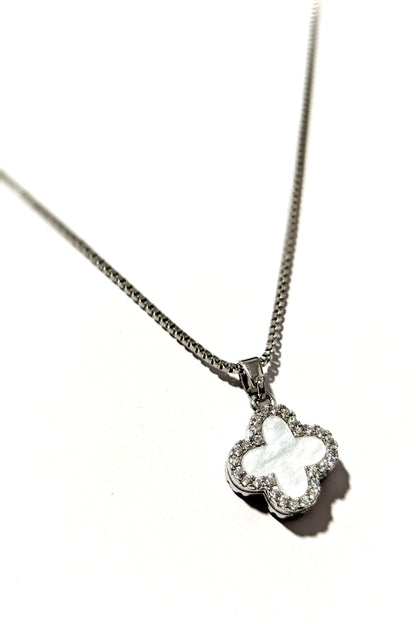 2 Colour Clover Necklace